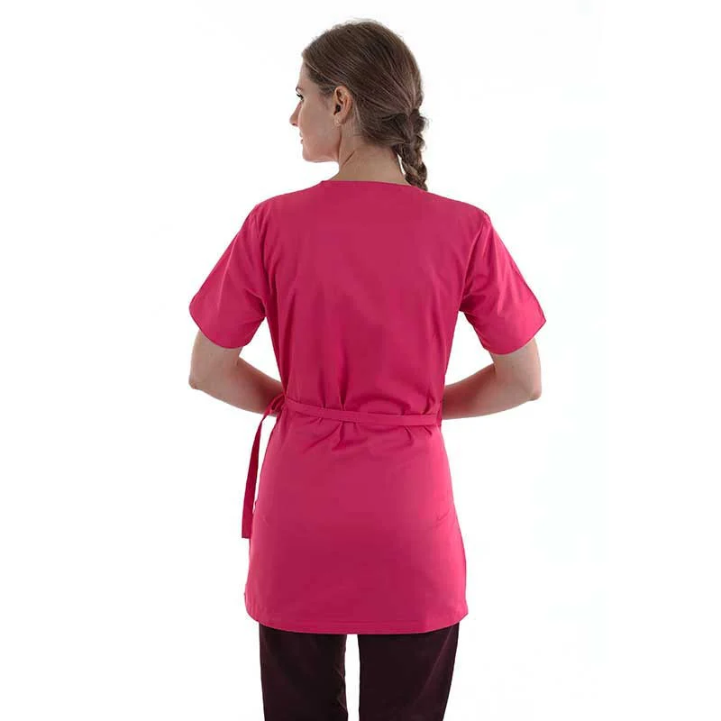 Blouse Esthéticienne Longue Forme Cache-Coeur Rose Lavable à 60° - MANELLI - Image 3