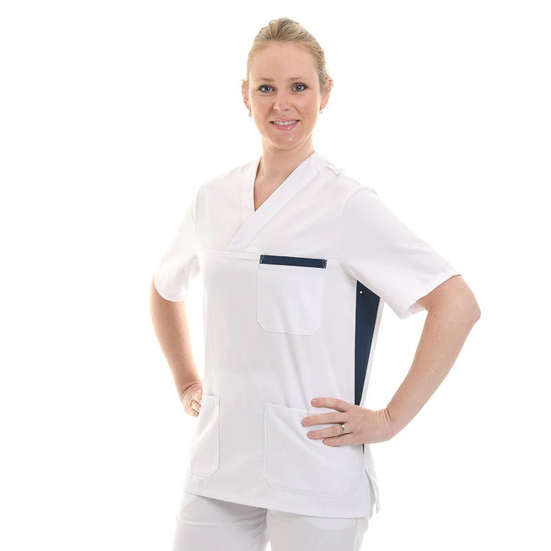 Blouse Médicale Femme Blanc avec Détails Prune - MANELLI - Image 6
