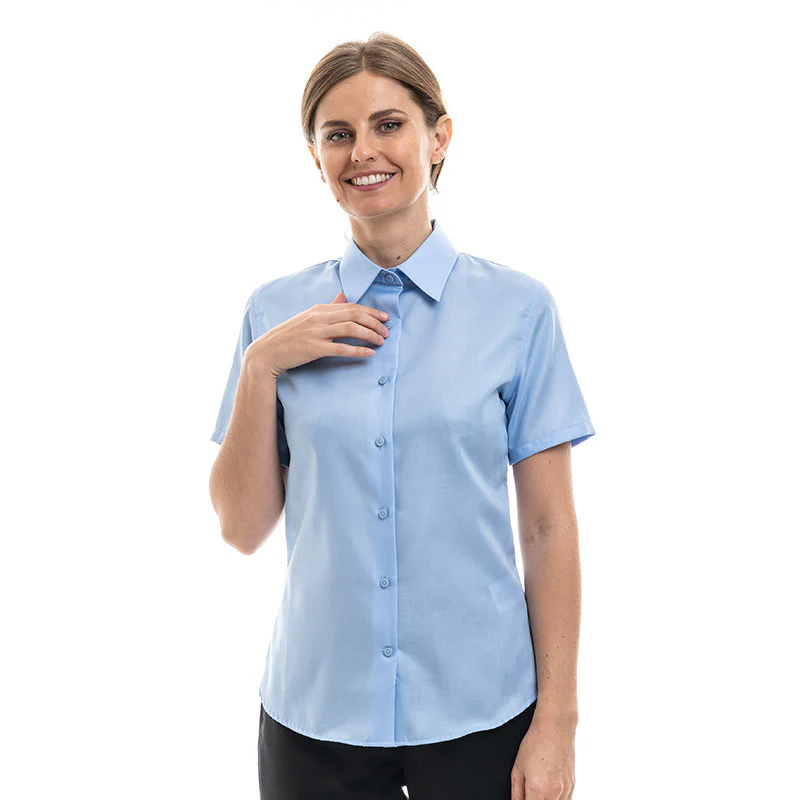 Chemise de Service Femme Manches Courtes Sans Repassage Bleu Ciel - KARIBAN - Image 3