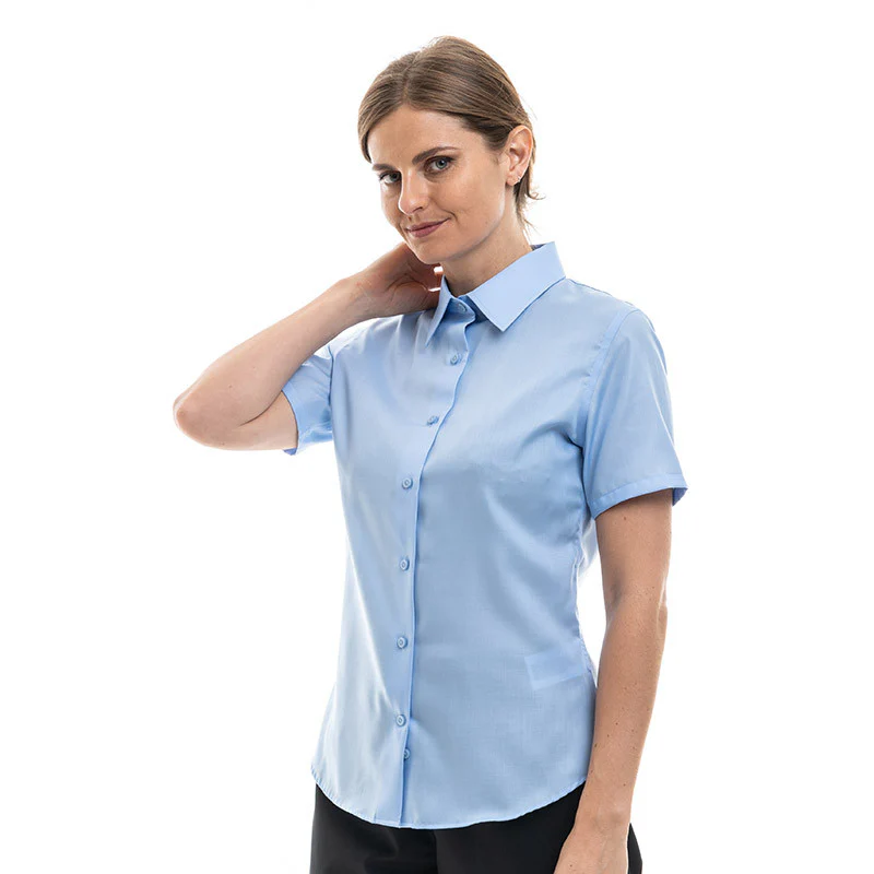 Chemise de Service Femme Manches Courtes Sans Repassage Bleu Ciel - KARIBAN - Image 4