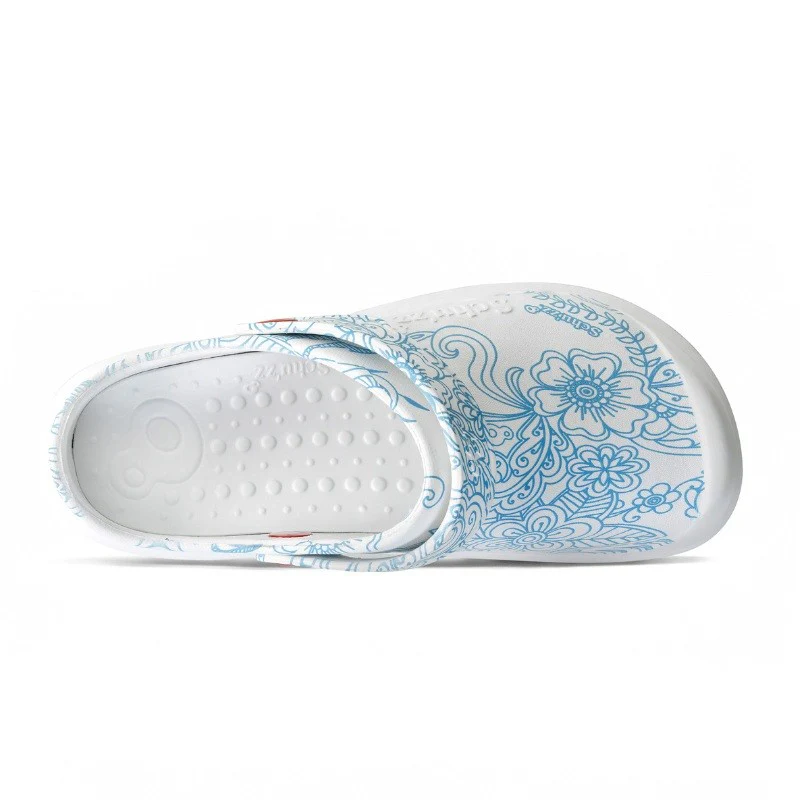Sabots Légers Protec Blanc à Motifs pour Personnel Médical - SCHU’ZZ - Image 8